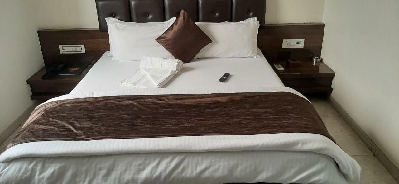 Hotel Shahi Darbar Navsari المظهر الخارجي الصورة